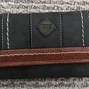 Concept Black and Brown Wallet